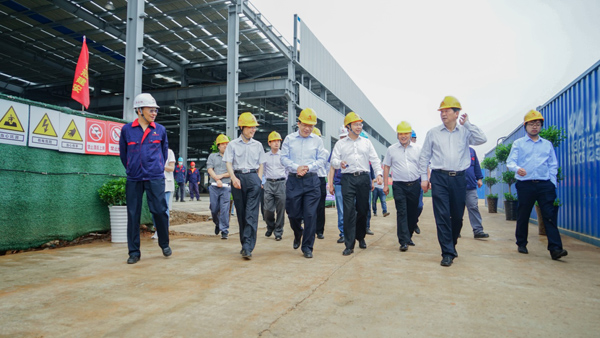 市委書記丁純到獅子山高新加速器項(xiàng)目調(diào)研 市委書記丁純到獅子山高新加速器項(xiàng)目調(diào)研