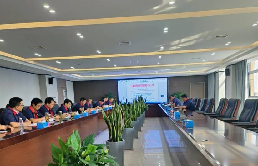 運(yùn)用浙江‘千萬(wàn)工程’經(jīng)驗(yàn)案例，加強(qiáng)公司5S管理工作會(huì)議