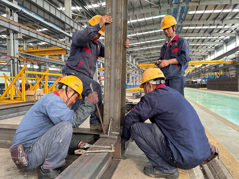 鋼構(gòu)公司開展鋼結(jié)構(gòu)構(gòu)件安裝演練 鋼構(gòu)公司開展鋼結(jié)構(gòu)構(gòu)件安裝演練